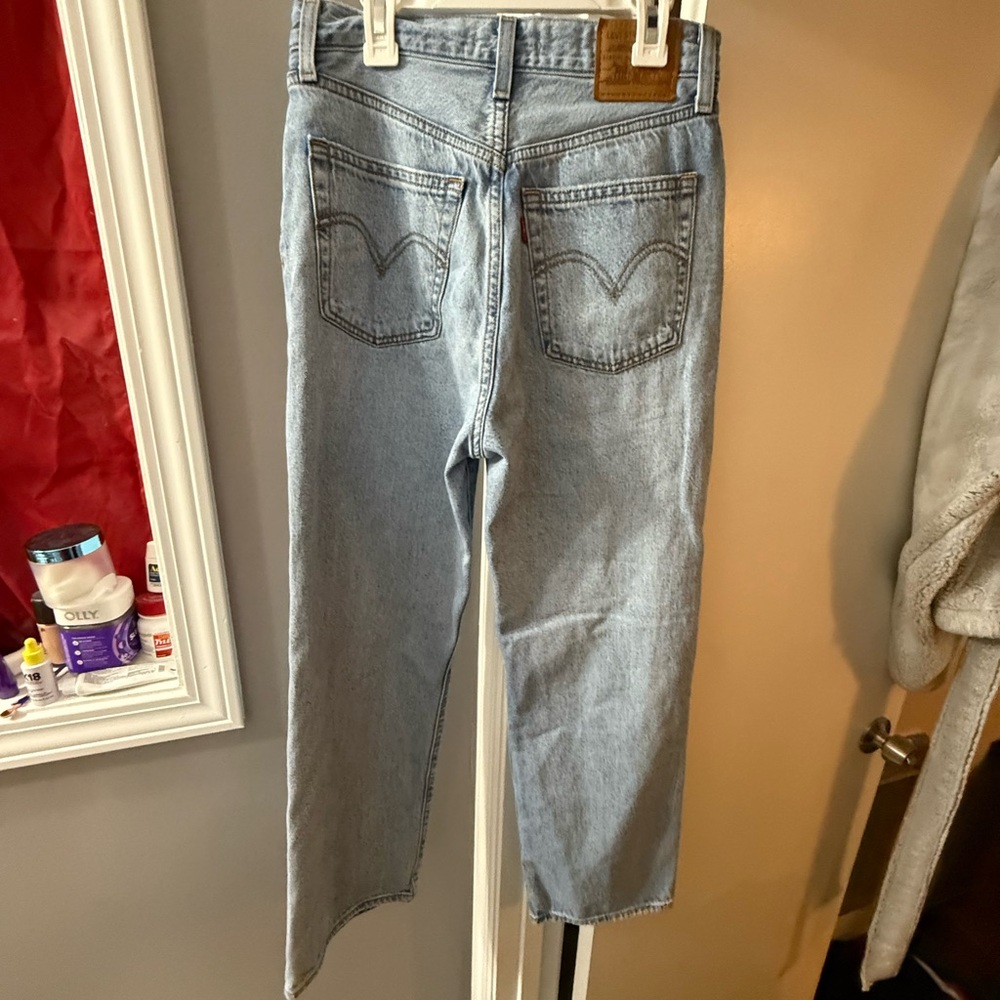 Levi's Women's High Rise Jeans - Classic Blue - Picture 5 of 6